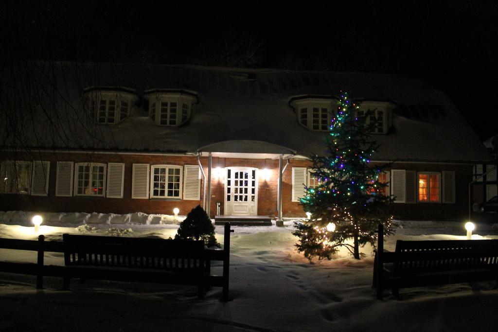 Guest House Nicava Bernāti Exteriör bild